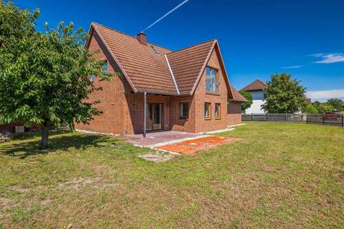 Foto - Haus zum Kaufen in Adelheidsdorf 425.000,00 € 210.25 m²