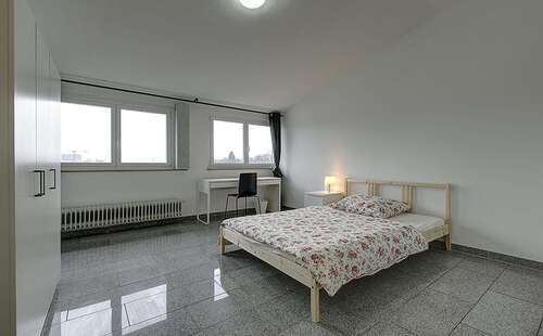 Foto - WG-Zimmer in Stuttgart 440,00 € 19 m²