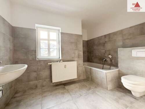 Foto - Wohnung zum Mieten in Gornsdorf 750,00 € 120 m²