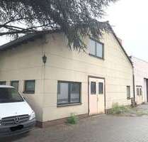 Halle in Frankfurt am Main 1.200.000,00 € 830 m²