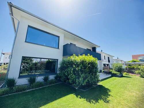 Foto - Haus zum Kaufen in Herxheim 949.000,00 € 226.3 m²
