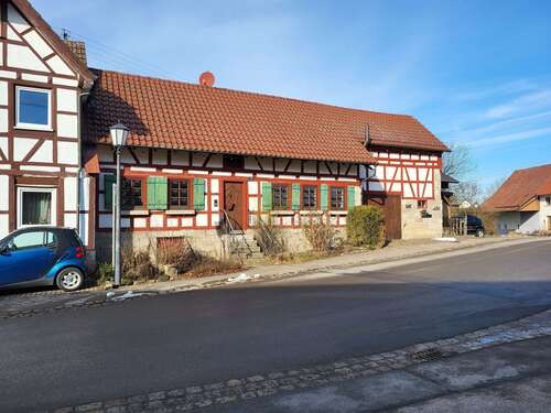 Foto - Haus zum Kaufen in Großerlach-Altfürstenhütte 239.000,00 € 125 m²