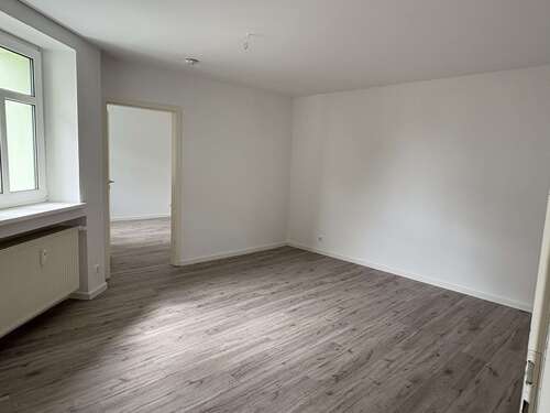 Foto - Wohnung zum Mieten in Halle 640,00 € 71 m²