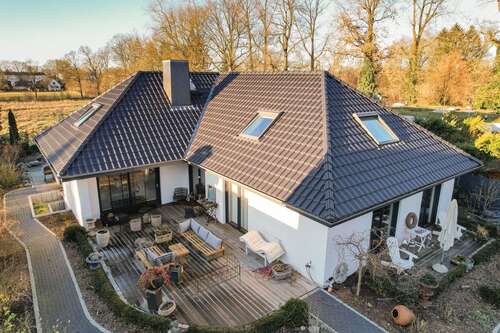 Foto - Haus zum Kaufen in Ammersbek 1.085.000,00 € 232.93 m²