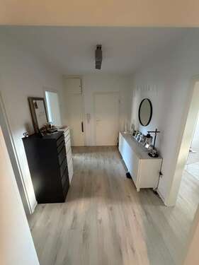 Foto - Wohnung zum Mieten in Bad Meinberg 741,00 € 78 m²