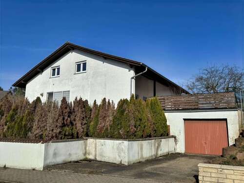 Foto - Haus zum Kaufen in Reichartshausen 194.500,00 € 130.43 m²