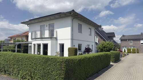 Foto - Haus zum Kaufen in Buxtehude 649.000,00 € 112.49 m²