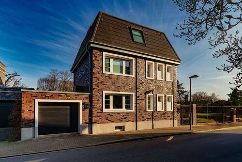 Foto - Haus zum Mieten in Meerbusch 7.500,00 € 185 m²