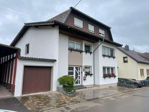 Foto - Haus zum Kaufen in Illingen 389.000,00 € 225 m²