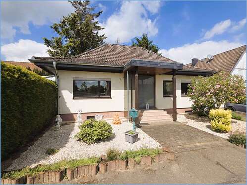 Foto - Haus zum Kaufen in Bornheim 330.000,00 € 143 m²