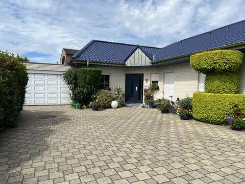 Foto - Haus zum Kaufen in Baesweiler 889.000,00 € 238 m²