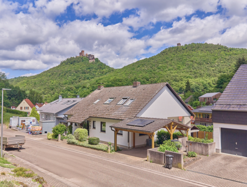 Foto - Haus zum Kaufen in Annweiler 429.000,00 € 176 m²