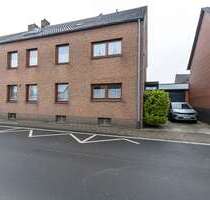 Haus zum Kaufen in Neuss 1.300.000,00 € 303 m²