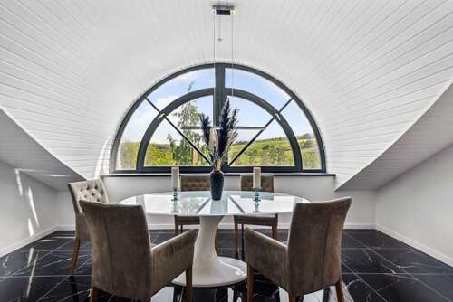 Foto - Haus zum Kaufen in Taunusstein 1.620.000,00 € 446 m²