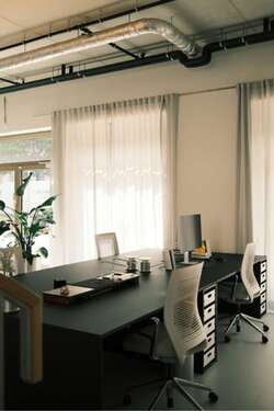 Foto - Büro in Hamburg 500,00 € 4 m² - 500,00&nbsp;EUR Kaltmiete, ca.&nbsp; 4,00&nbsp;m&sup2;