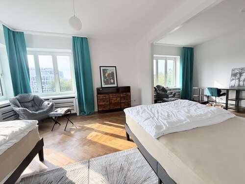 Foto - WG-Zimmer in Düsseldorf 900,00 € 95 m²