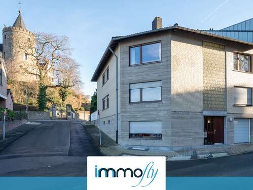 Foto - Haus zum Kaufen in Herzogenrath 349.000,00 € 209 m²