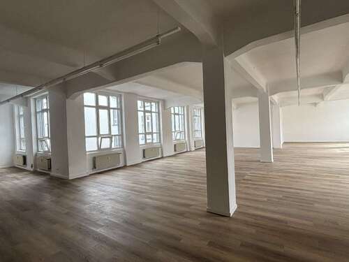 Foto - Büro in Krefeld 2.099.000,00 € 1943 m²