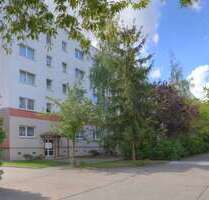 Wohnung zum Mieten in Halle 328,00 € 56.98 m²