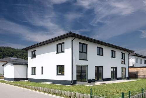 Foto - Haus zum Kaufen in Simbach am Inn 675.000,00 € 150 m²
