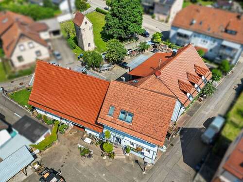 Foto - Haus zum Kaufen in Straubenhardt Conweiler 1.390.000,00 € 204 m²