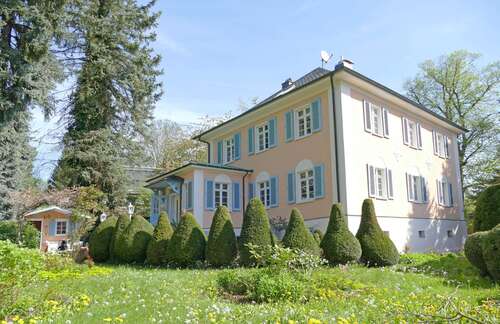 Foto - Haus zum Kaufen in Oberlungwitz 585.000,00 € 215.02 m²