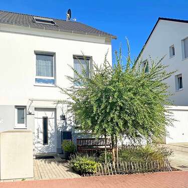 Foto - Haus zum Kaufen in Niddatal 489.000,00 € 140.52 m²