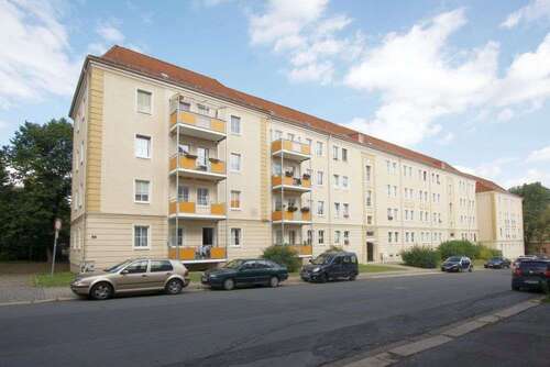 Foto - Wohnung zum Mieten in Plauen 248,68 € 63.6 m²