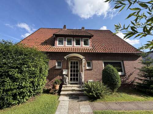 Foto - Haus zum Mieten in Tostedt 1.200,00 € 170 m²