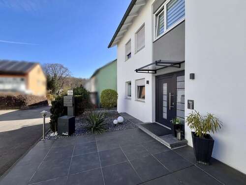 Foto - Haus zum Kaufen in Plochingen 659.000,00 € 176.84 m²