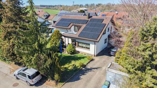 Foto - Haus zum Kaufen in Ostrach 489.000,00 € 243.8 m²