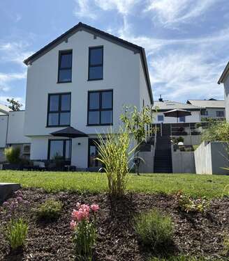 Foto - Haus zum Kaufen in Lindlar 645.000,00 € 168 m²