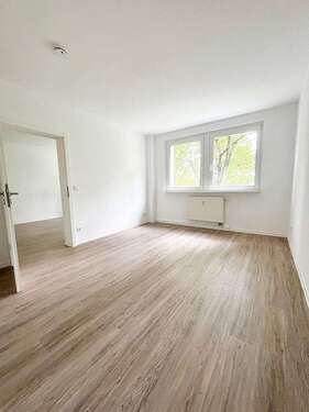 Foto - Wohnung zum Mieten in Zwickau 301,00 € 46.32 m²