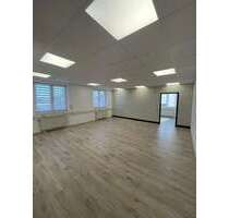 Büro in Usingen 540,00 € 65 m² - 540,00&nbsp;EUR Kaltmiete, ca.&nbsp; 65,00&nbsp;m&sup2; in Usingen (PLZ: 61250)