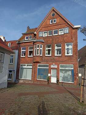 Foto - Haus zum Kaufen in Wesselburen 365.000,00 € 180 m²