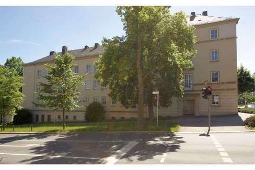 Foto - Wohnung zum Mieten in Plauen 371,06 € 68.97 m²