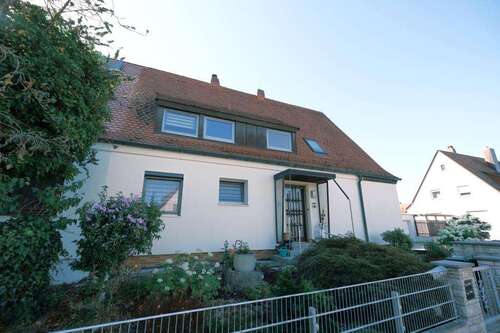 Foto - Haus zum Kaufen in Nürnberg 669.000,00 € 160 m²