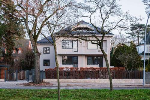 Foto - Haus zum Kaufen in Berlin 8.185.000,00 € 754.2 m²