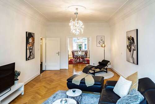 Foto - Haus zum Mieten in Düsseldorf 6.000,00 € 323 m²