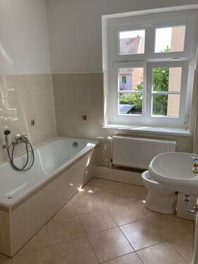 Foto - Wohnung zum Mieten in Görlitz 552,69 € 80.1 m²