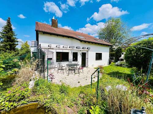 Foto - Haus zum Kaufen in Schwieberdingen 950.000,00 € 202.03 m²