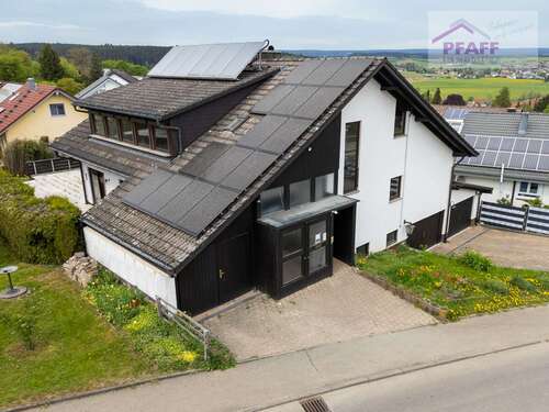 Foto - Haus zum Kaufen in Brigachtal 580.000,00 € 250 m²