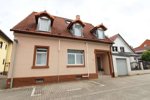 Foto - Haus zum Kaufen in Karlsruhe 580.000,00 € 160 m²