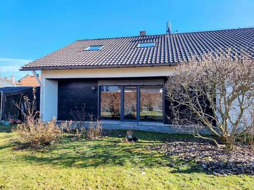 Foto - Haus zum Kaufen in Burgkirchen 487.500,00 € 150 m²