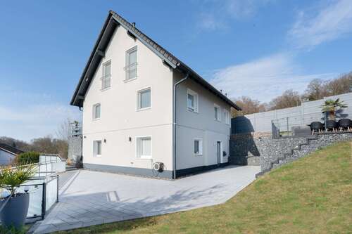 Foto - Haus zum Kaufen in Overath 669.000,00 € 160 m²