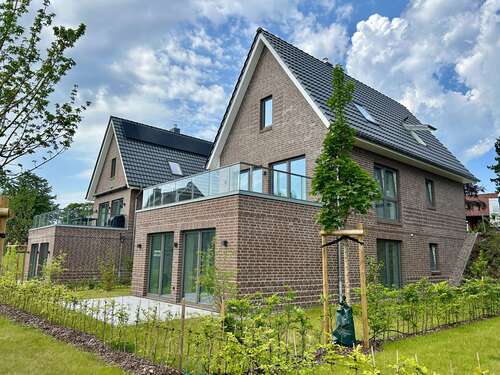 Foto - Haus zum Kaufen in Varel 718.000,00 € 170 m²