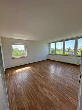 Foto - Wohnung zum Mieten in Oldenburg in Holstein 725,00 € 79.56 m²