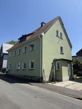 Foto - Haus zum Kaufen in Hennef-Uckerath 195.000,00 € 225 m²