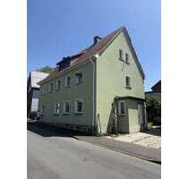 Haus zum Kaufen in Hennef-Uckerath 195.000,00 € 225 m²