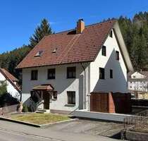 Haus zum Kaufen in Schramberg-Tennenbronn 299.000,00 € 208 m²